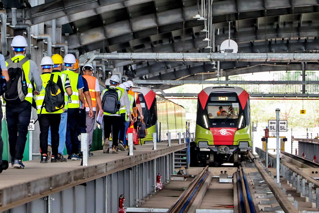 Hà Nội vận hành thử đoạn trên cao tuyến metro hơn 34.800 tỉ đồng- Ảnh 1.