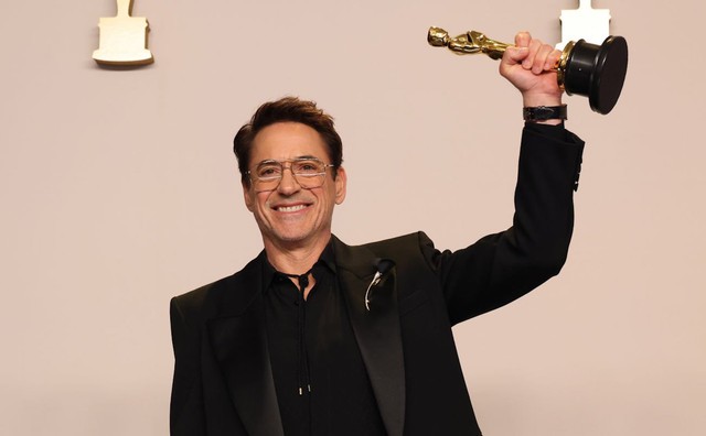 Robert Downey Jr.: Từ quá khứ nghiện ngập, tù tội đến chủ nhân tượng vàng Oscar- Ảnh 1.