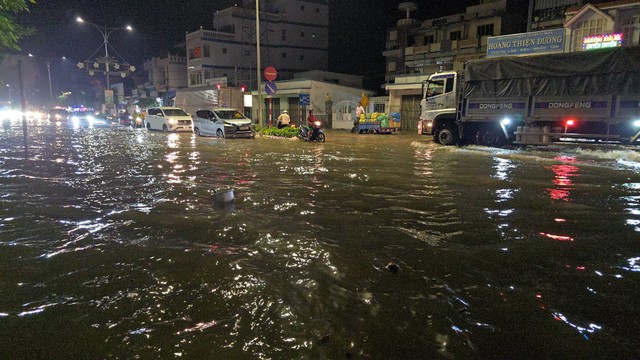 Nước sông Mekong về ít, ĐBSCL sắp đón thêm đợt xâm nhập mặn mới- Ảnh 1.