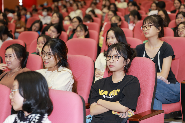 Buổi talkshow diễn ra với sự tham gia của nhiều sinh viên của Trường ĐH Sư Phạm TP.HCM