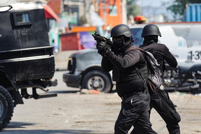 Thủ lĩnh băng nhóm đe dọa các chính trị gia Haiti giữa làn sóng bạo lực mới- Ảnh 1.