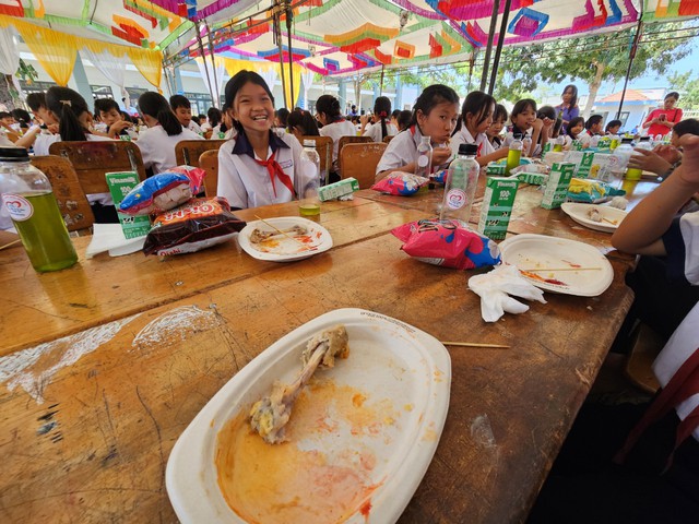 Bà Rịa - Vũng Tàu: Hơn 500 học sinh trải nghiệm một ngày làm chiến sĩ CSGT- Ảnh 13.