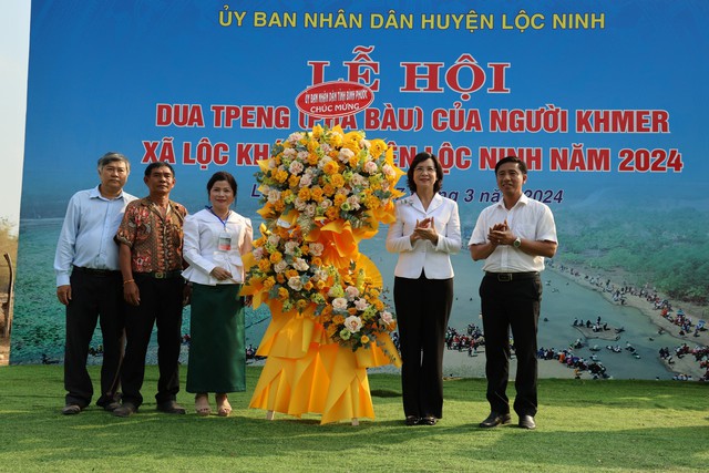 Độc đáo lễ hội Phá Bàu của người Khmer tại Bình Phước- Ảnh 1.