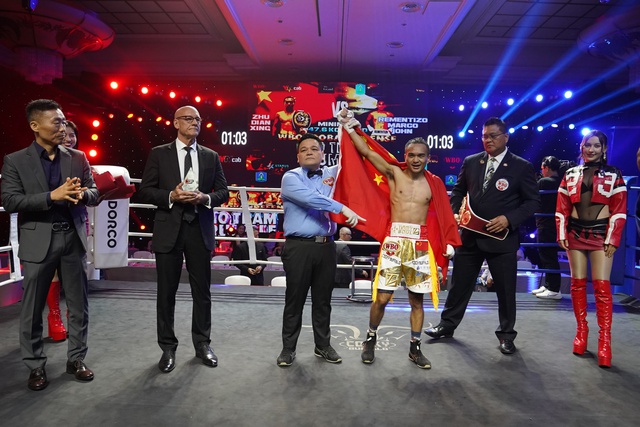 Võ sĩ 19 tuổi Linh Chi thắng đối thủ Trung Quốc tại sự kiện boxing quốc tế- Ảnh 4.