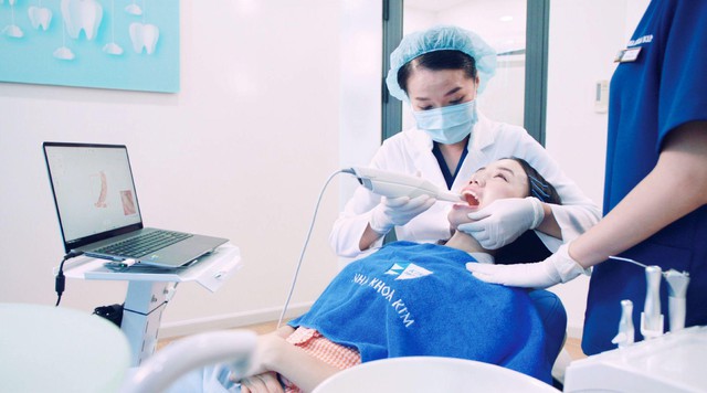 Không phát hiện kịp thời bệnh lý răng miệng sẽ khiến việc điều trị phức tạp và tốn nhiều chi phí