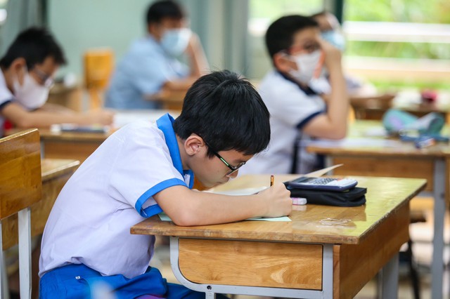 UBND TP.HCM đồng ý tách Trường THPT chuyên Trần Đại Nghĩa thành 2 trường- Ảnh 2. UBND TP.HCM đồng ý tách Trường THPT chuyên Trần Đại Nghĩa thành 2 trường- Ảnh 2.