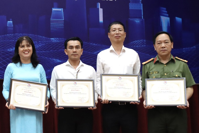 Báo Thanh Niên nhận bằng khen xuất sắc của Hội Nhà báo Việt Nam - Ảnh 1.