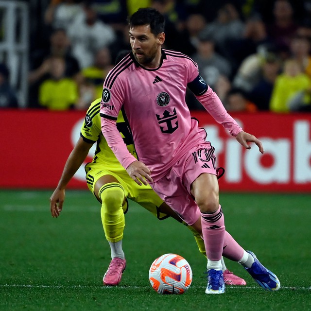 Olivier Giroud chính thức gia nhập giải MLS, mong sớm gặp Messi- Ảnh 2.