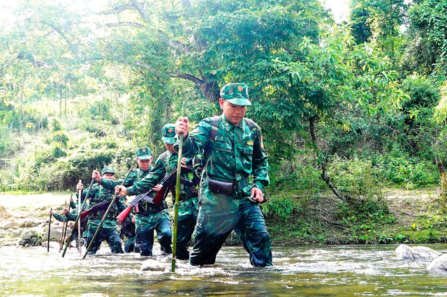 Theo bước chân cha: Con gái xuống biển, con trai lên rừng- Ảnh 2.