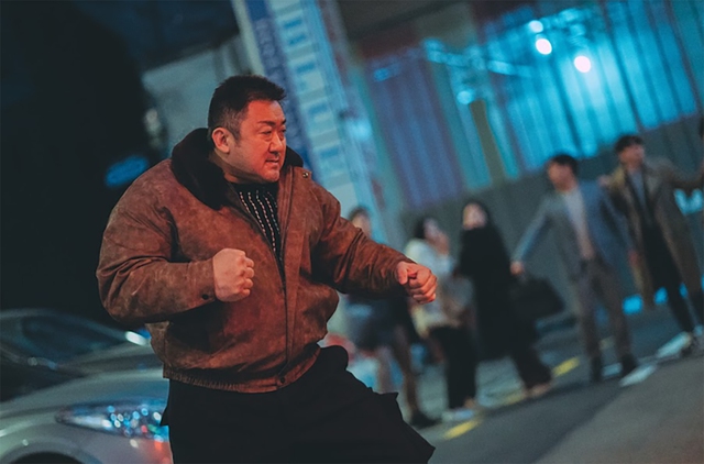 Phim của Ma Dong-seok 'đua' cùng 'Lật mặt 7' của Lý Hải dịp lễ 30.4- Ảnh 1.