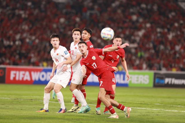 Chuyên gia AFC chỉ ra sai lầm trong bàn thua kỳ lạ của đội tuyển Việt Nam- Ảnh 1.