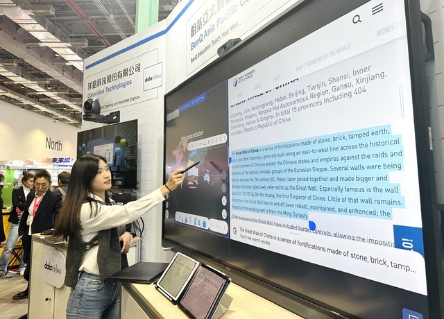 Nhiều ứng dụng AI trong giáo dục được giới thiệu tại triển lãm METAEDU- Ảnh 2.