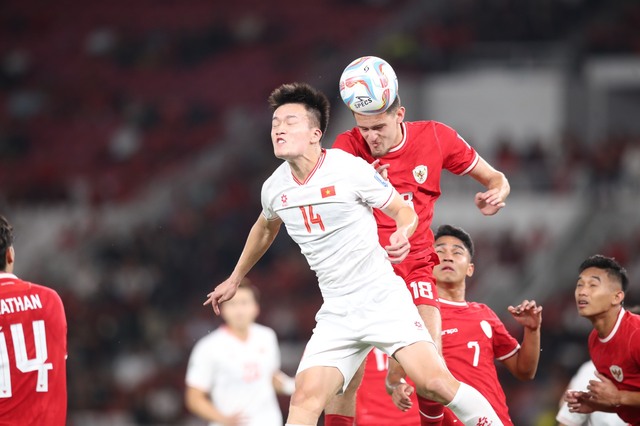 Nhập cuộc thăng hoa, đội tuyển Việt Nam vẫn thua vì 'đặc sản' của Indonesia- Ảnh 7.