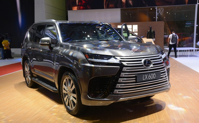 Triệu hồi gần 400 xe Lexus LX600 tại Việt Nam dính lỗi hộp số- Ảnh 1.