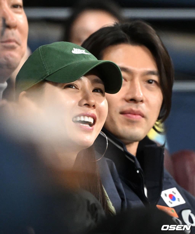 Vợ chồng Hyun Bin - Son Ye Jin hiếm hoi lộ diện- Ảnh 3.