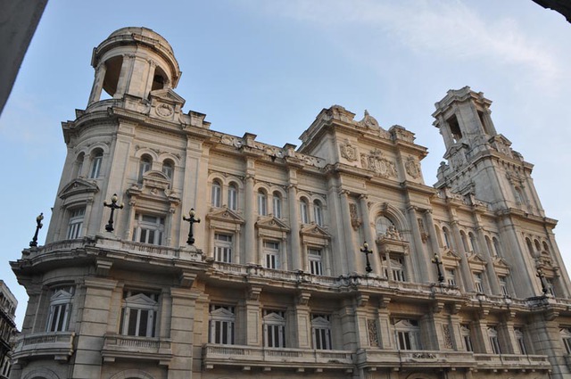 'Lạc trôi' tại Havana với những địa điểm đẹp và cực kỳ nổi tiếng- Ảnh 3.