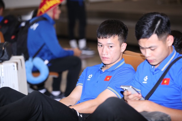 Đội tuyển Việt Nam xốc lại tinh thần khi về nước, chuẩn bị tái đấu Indonesia- Ảnh 9.