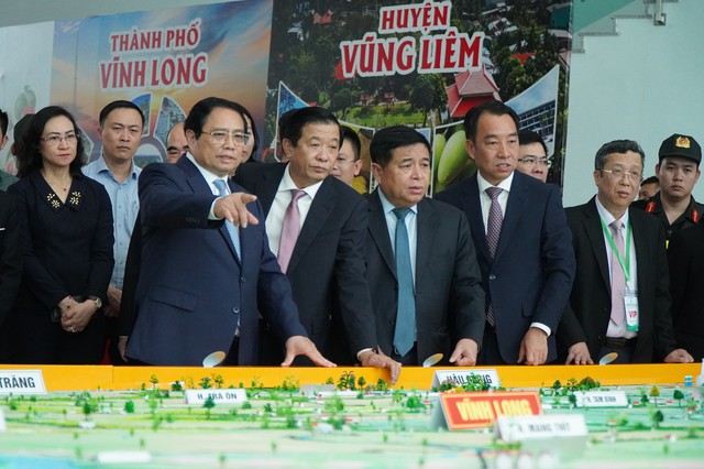 Thủ tướng Phạm Minh Chính: Vĩnh Long phải phát huy tối đa tiềm năng khác biệt- Ảnh 3.