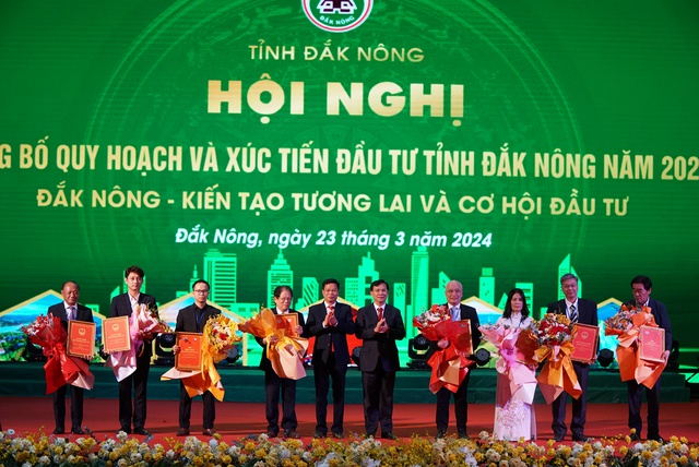 Phát triển kinh tế nhưng Đắk Nông phải giữ rừng, giữ lá phổi cho cả nước- Ảnh 4.