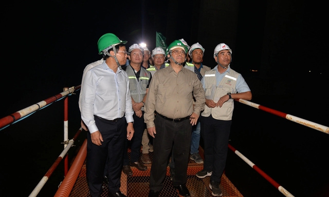 Thủ tướng Phạm Minh Chính: Cần quan tâm hơn nữa dự án cầu Rạch Miễu 2- Ảnh 1.