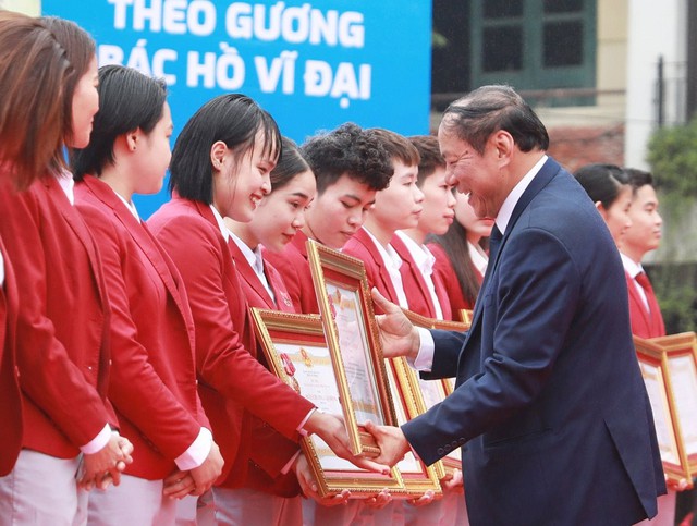 VĐV, HLV tiêu biểu của thể thao Việt Nam được vinh danh đặc biệt- Ảnh 3.