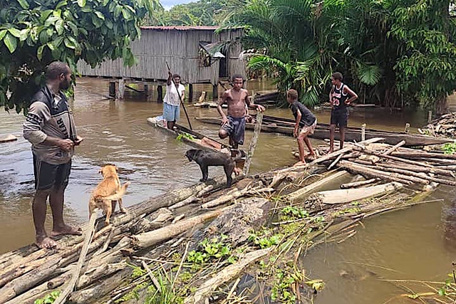 Động đất quét sạch 1.000 căn nhà, gây chết nhiều người ở Papua New Guinea- Ảnh 1.