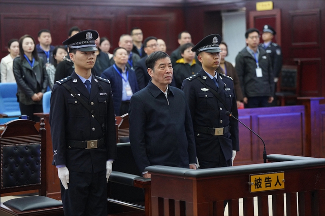Cựu Chủ tịch Liên đoàn Bóng đá Trung Quốc bị kết án tù chung thân vì tội gì?- Ảnh 1.