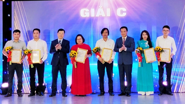 Báo Thanh Niên đoạt giải C Giải báo chí 'Hải Dương khát vọng, phát triển'- Ảnh 1.