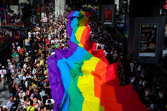 Thái Lan sắp hợp pháp hóa kết hôn đồng giới- Ảnh 1.