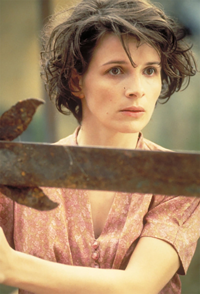 Juliette Binoche: Từ những vai diễn tầm cỡ đến dự án trớ trêu- Ảnh 4.