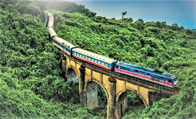 Cung đường tàu hỏa đẹp mê hồn ở Việt Nam- Ảnh 4.