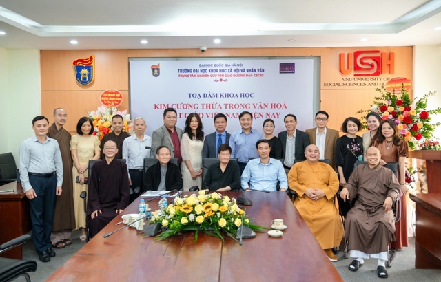 Tọa đàm khoa học Kim cương thừa trong văn hóa Phật giáo Việt Nam hiện nay với sự tham dự của chư tôn đức, các nhà nhà nghiên cứu, các giáo sư, tiến sĩ, các học giả, các nhà tri thức  Ảnh: N.A
