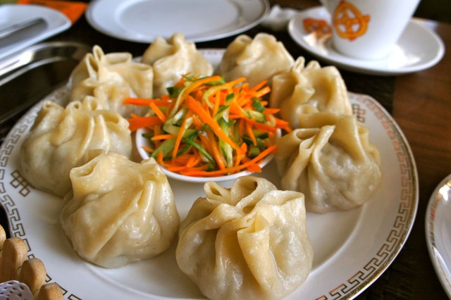 Nền ẩm thực độc đáo của Mông Cổ chắc chắn làm du khách nhớ mãi không quên- Ảnh 2.