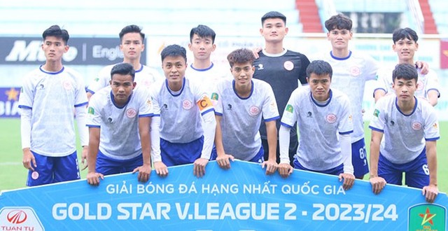 Đội Đà Nẵng ‘lừng lững’ vô địch lượt đi, Phú Thọ lập ‘kỷ lục’ thẻ đỏ - Ảnh 6.