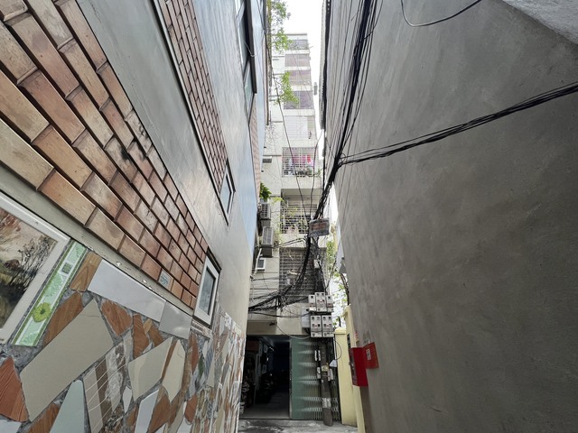 Nhan nhản chung cư mini sai phép, vượt tầng ở nội thành Hà Nội- Ảnh 1.