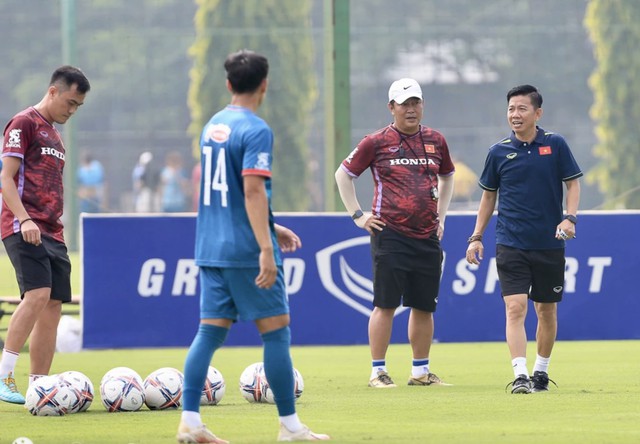 AFC tạo điều kiện giúp HLV Hoàng Anh Tuấn gỡ nút thắt U.23 Việt Nam- Ảnh 1.