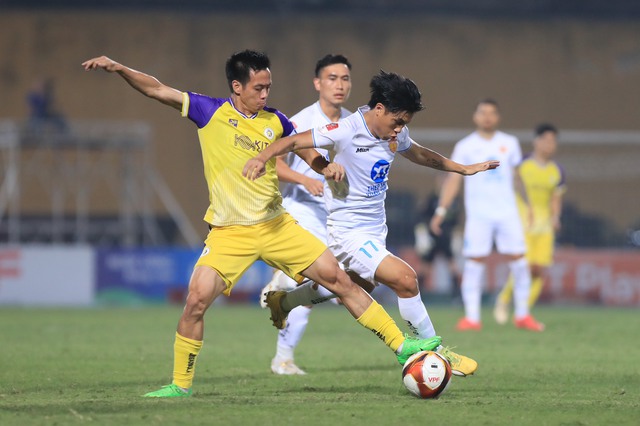 Chơi đôi công và thắng cảm xúc CLB Hà Nội, Nam Định vững vàng ngôi đầu V-League- Ảnh 3.