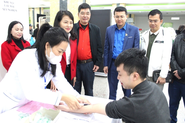 Quảng Ninh: Thực hiện nhiều công trình trị giá hơn 2 tỉ đồng trong Tháng Thanh niên- Ảnh 2.