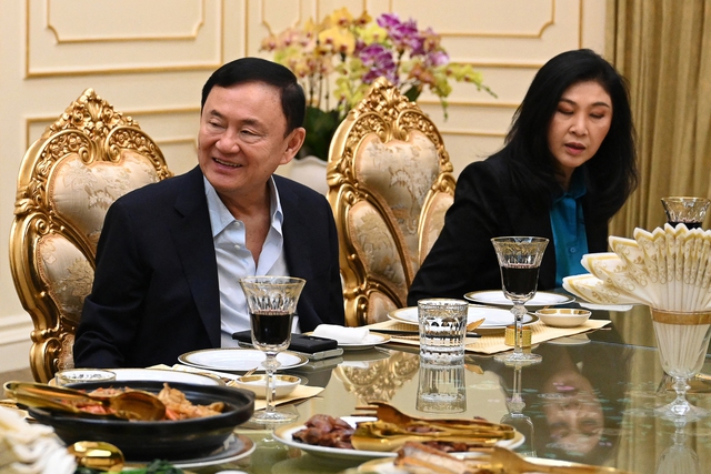 Cựu Thủ tướng Yingluck Shinawatra sẽ về Thái Lan theo anh trai Thaksin?- Ảnh 2.