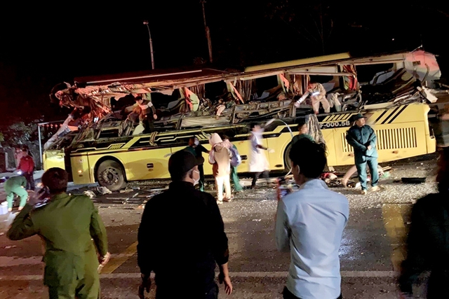 Phó thủ tướng chỉ đạo khẩn trương điều tra vụ tai nạn xe khách tại Tuyên Quang- Ảnh 1.