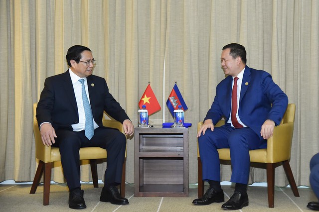 Thủ tướng Phạm Minh Chính gặp Thủ tướng Campuchia Hun Manet- Ảnh 1.