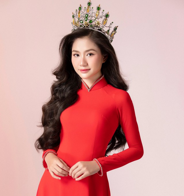 Hoa hậu Môi trường thế giới 2023 Nguyễn Thanh Hà: Phụ nữ cùng nhau mạnh mẽ hơn- Ảnh 1.