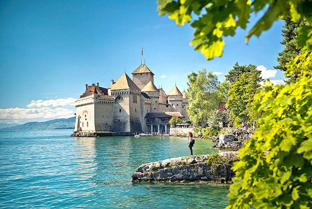 Những hồ nước đẹp nhất châu Âu mà bạn nên đến chiêm ngưỡng một lần- Ảnh 3.