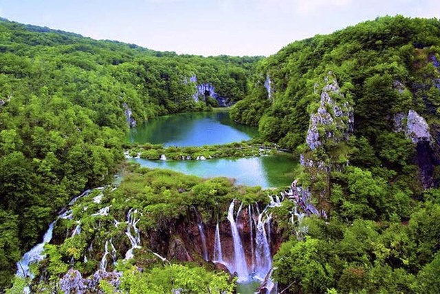 Những hồ nước đẹp nhất châu Âu mà bạn nên đến chiêm ngưỡng một lần- Ảnh 5.