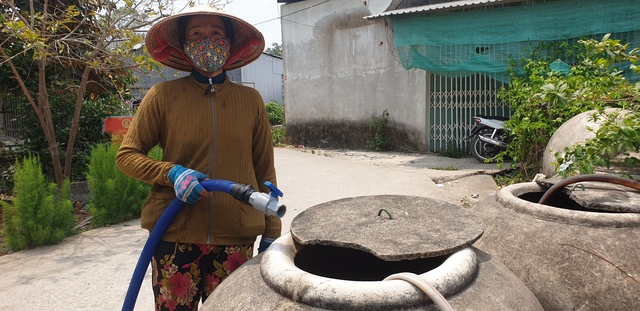 Cà Mau: Đề xuất cấp phát bồn nhựa để trữ nước cho hộ đặc biệt khó khăn- Ảnh 3.