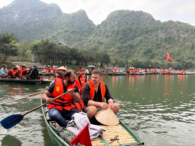 Tin tức đặc biệt trên báo in Thanh Niên 2.4.2024- Ảnh 1.