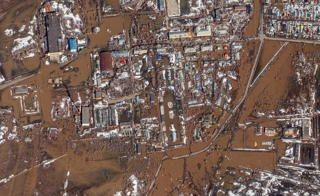 Orenburg bị ngập trong ảnh chụp từ vệ tinh ngày 3.4