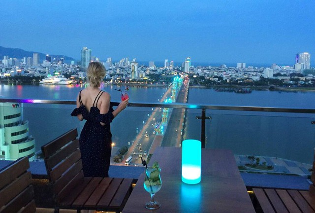 Chào hè ở Đà Nẵng với các quán đồ uống trên cao được giới trẻ yêu thích- Ảnh 2.