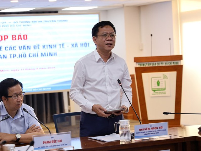 Phó Giám đốc Sở TT-TT TP.HCM Nguyễn Ngọc Hồi thông tin về cuộc thi