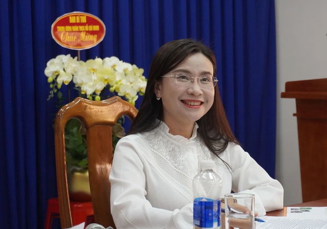 Chị Nguyễn Phạm Duy Trang thăm, làm việc tại Trung tâm Thanh thiếu niên Miền Nam vào sáng 12.4